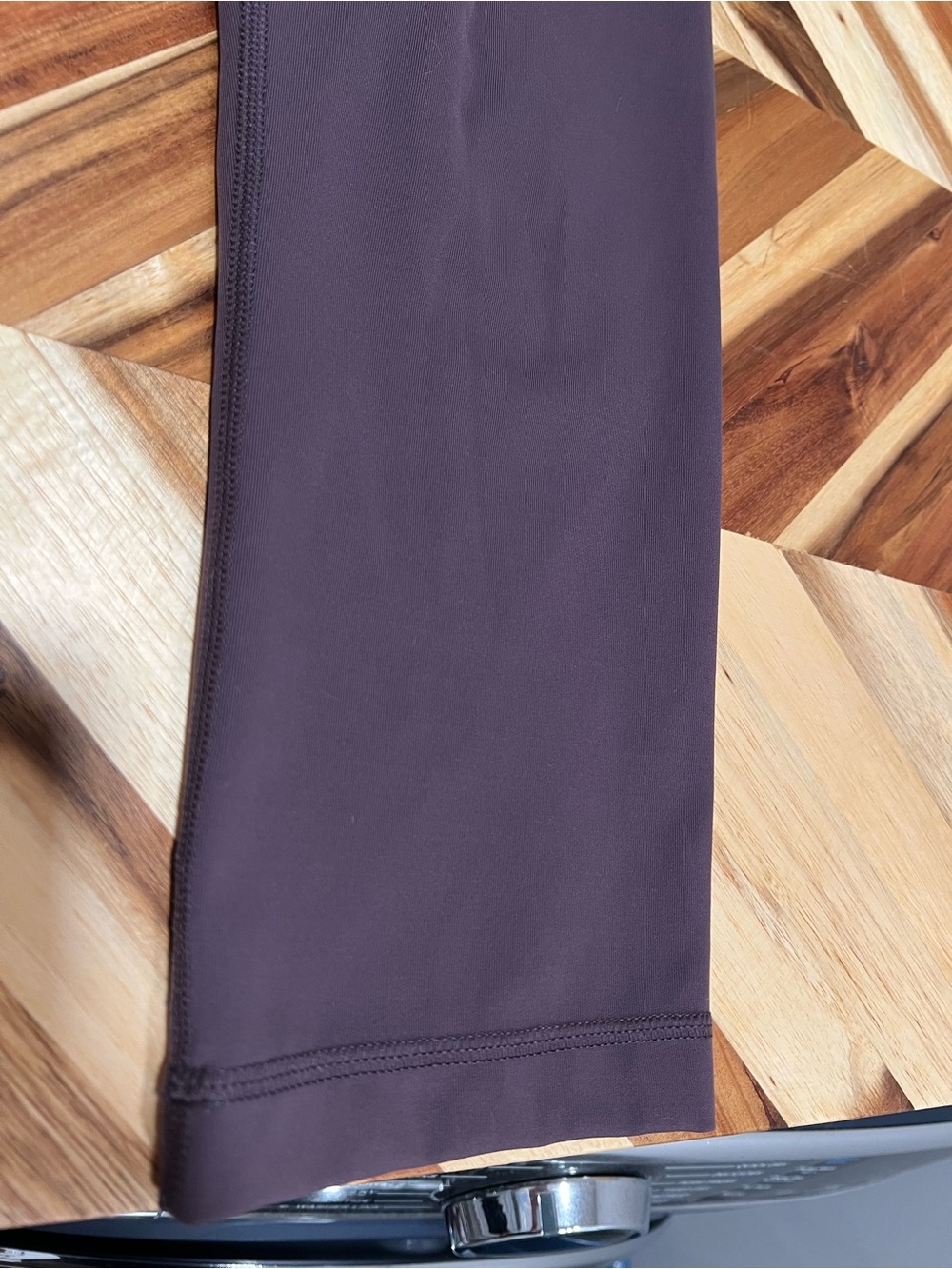 LULULEMON Wunder Under Crop 21” Leggings Size 8 Black Currant Purple MSRP $88 - Picture 3 of 8